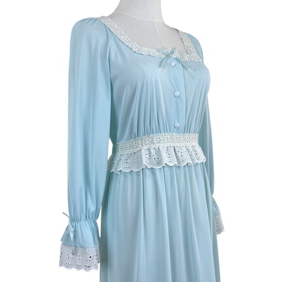 Vintage 70s SEARS Pastel Blue Nylon Eyelet Lace Trim Maxi Nightgown Size S - Picture 6 of 15
